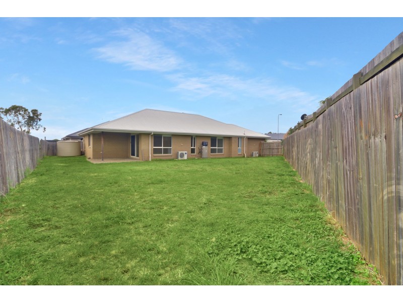 10 Templeton Court, Westbrook QLD 4350