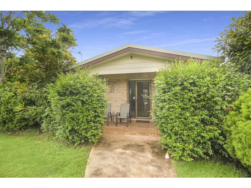 2 Matthews Street, Harristown QLD 4350