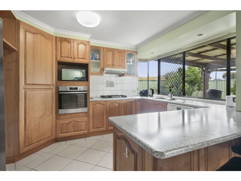 2 Matthews Street, Harristown QLD 4350
