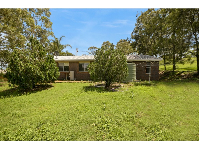 23 Postle Street, Darling Heights QLD 4350