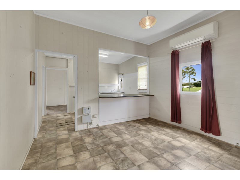 1 Aspect Street, North Toowoomba QLD 4350