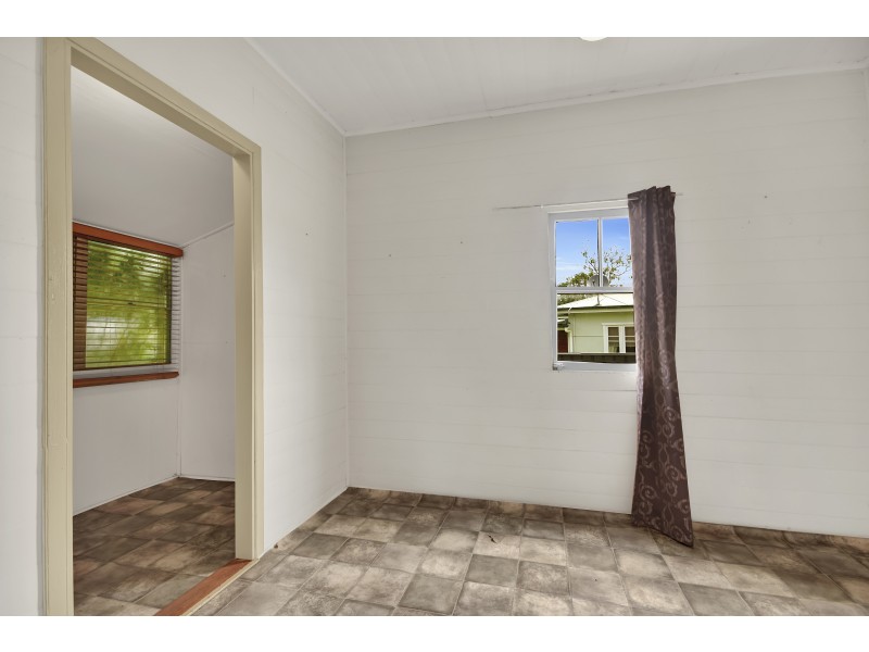1 Aspect Street, North Toowoomba QLD 4350