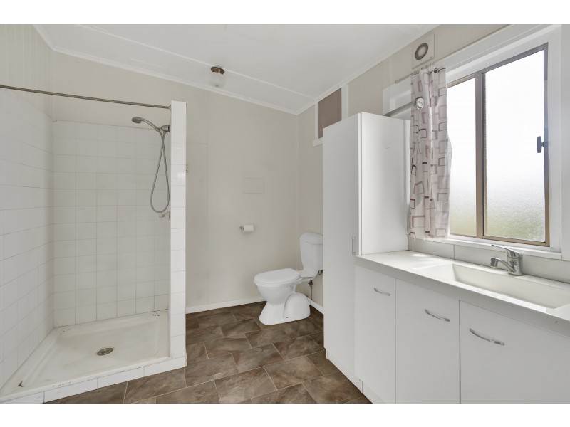 1 Aspect Street, North Toowoomba QLD 4350