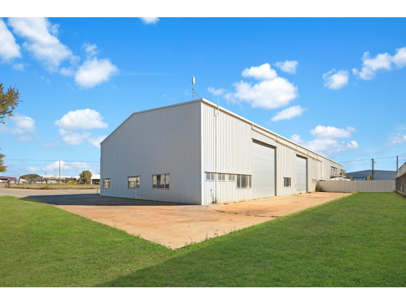 526 Boundary Street, Wilsonton QLD 4350