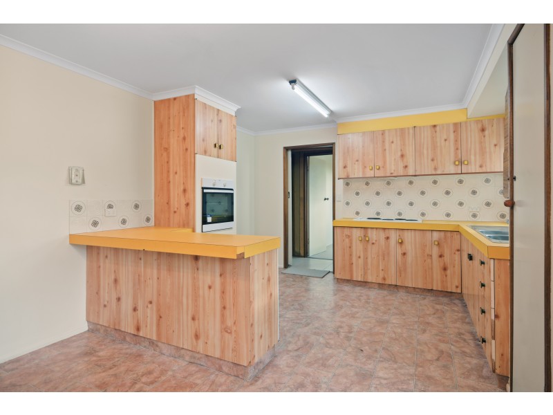 7 Arlaw Street, Centenary Heights QLD 4350