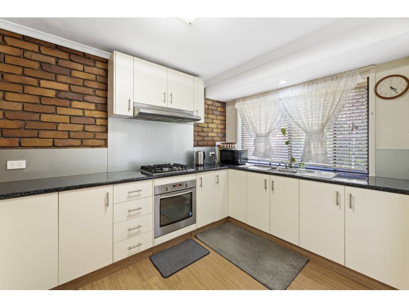 Unit 1/183 Alderley Street, Centenary Heights QLD 4350