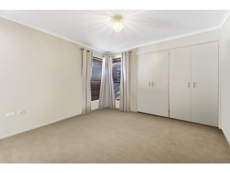Unit 1/183 Alderley Street, Centenary Heights QLD 4350