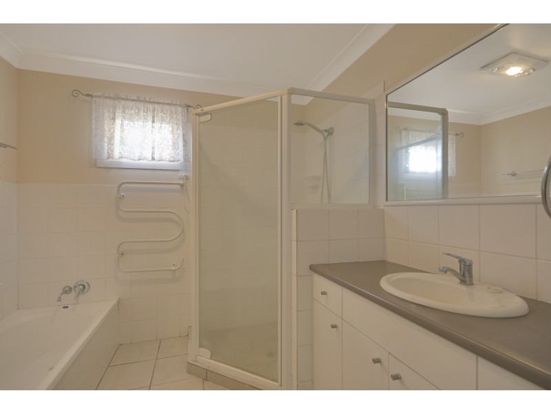 127 Curzon Street, Rangeville QLD 4350