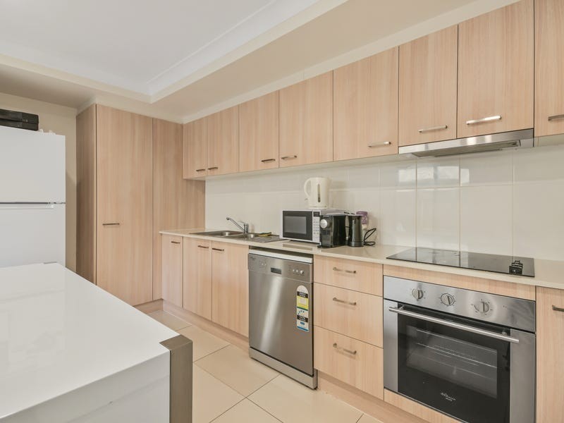 Unit 2/27 Weebah Place, Cambooya QLD 4358