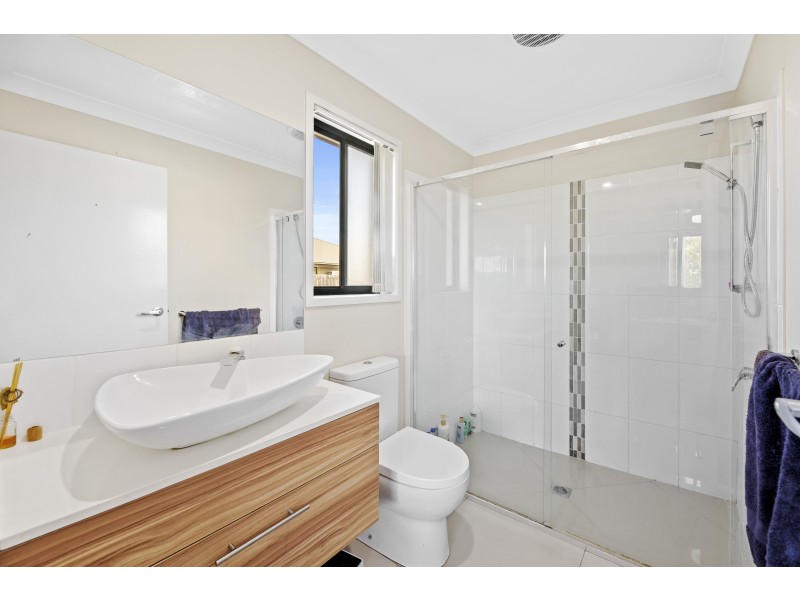 14 Mia Street, Wyreema QLD 4352