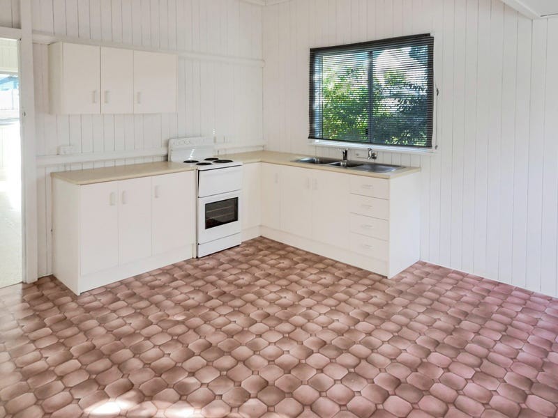 173 Jellicoe Street, Newtown QLD 4350