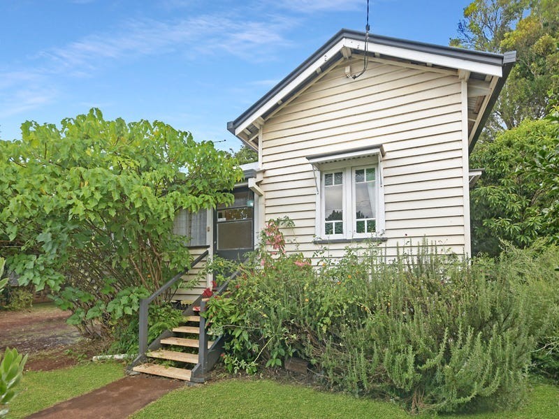 22 Jennings Street, South Toowoomba QLD 4350