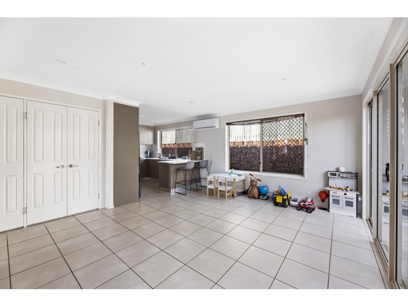 Unit 1/125 Platz Street, Darling Heights QLD 4350