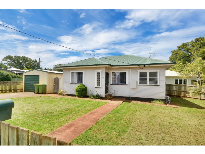 117 Hill Street, Newtown QLD 4350