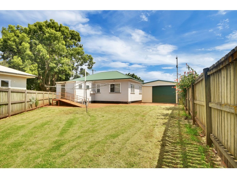 117 Hill Street, Newtown QLD 4350