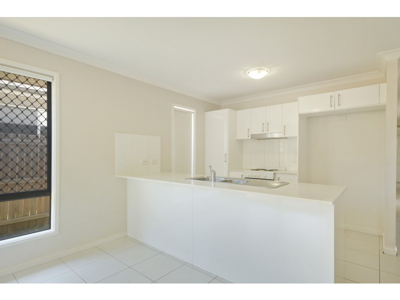 33A Cardamon Crescent, Glenvale QLD 4350