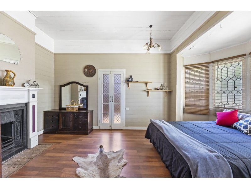 121 James Street, East Toowoomba QLD 4350