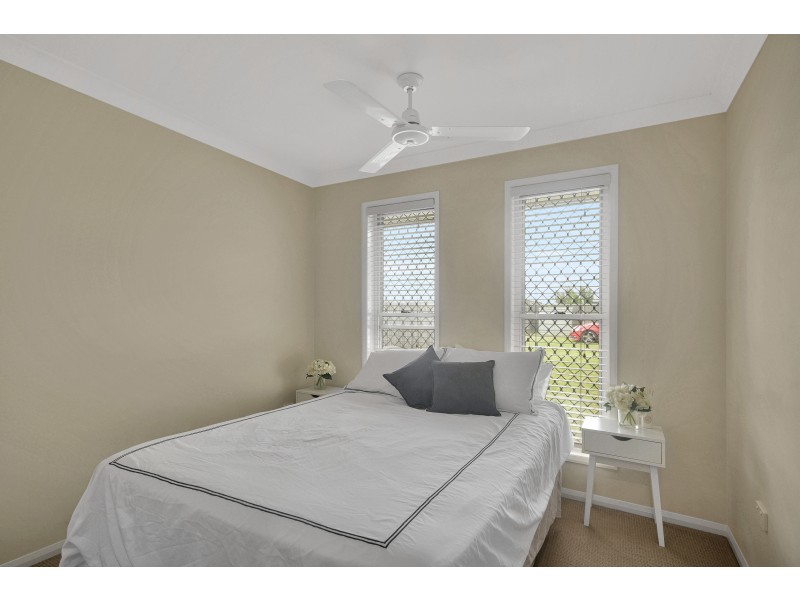 4 Graves Drive, Kearneys Spring QLD 4350