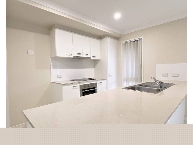 Unit 1/4 Wongalee Place, Cambooya QLD 4358