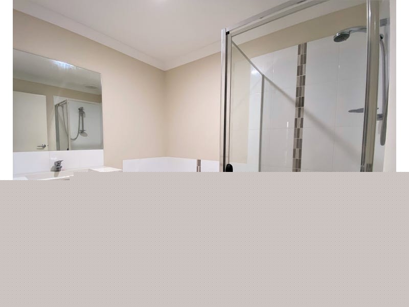 Unit 1/4 Wongalee Place, Cambooya QLD 4358