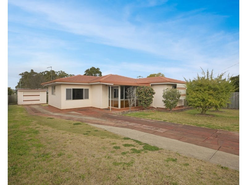 32 McCafferty Street, Wilsonton QLD 4350