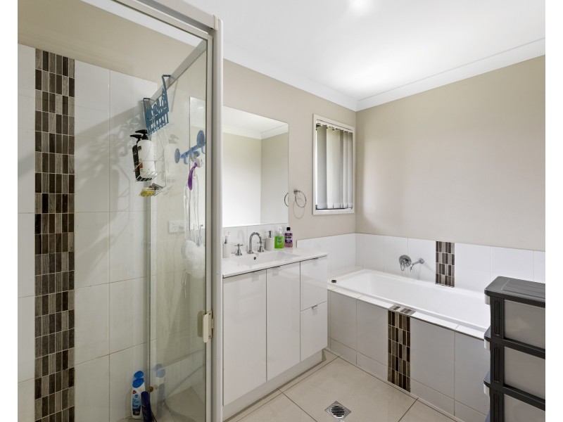 22 Tarcoola Street, Wyreema QLD 4352