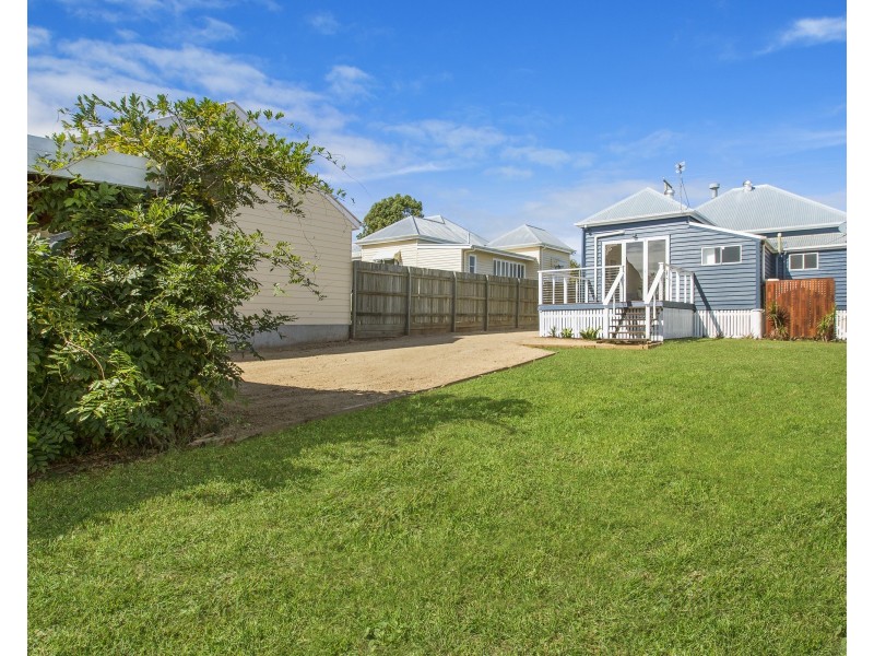 235 South Street, South Toowoomba QLD 4350