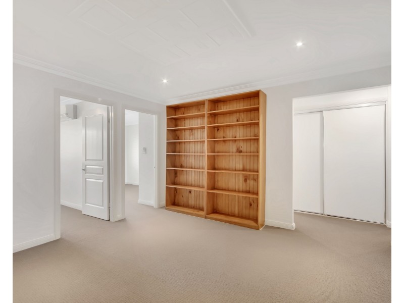 Unit 4/200 Ramsay Street, Centenary Heights QLD 4350