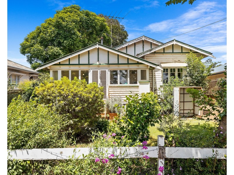 26 Dunne Street, Harristown QLD 4350