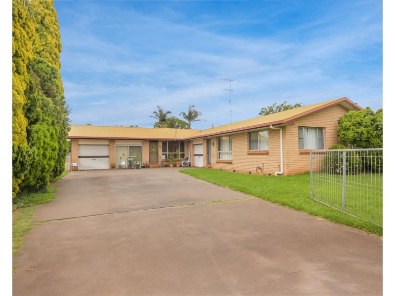 Unit 2/14 Paull Street, Wilsonton QLD 4350