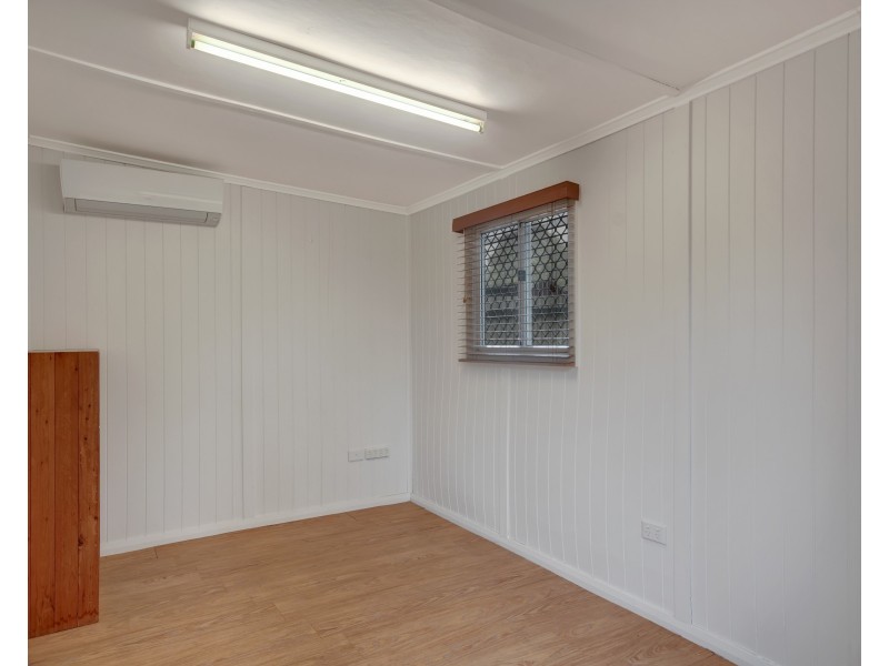 Suite 4/120 James Street, South Toowoomba QLD 4350