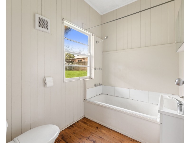 85a North Street, Harlaxton QLD 4350