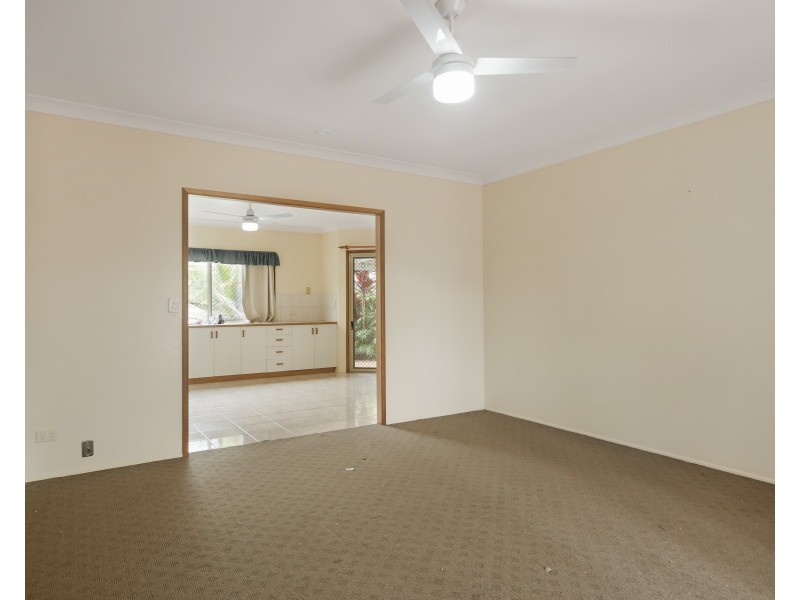 Unit 1/7 Suzanne Court, Kearneys Spring QLD 4350