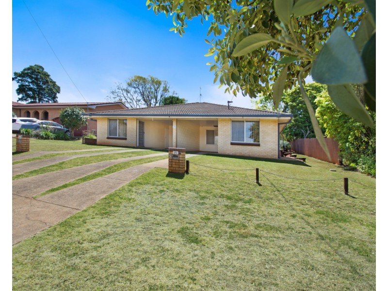 Unit 1/19 Debra Street, Centenary Heights QLD 4350