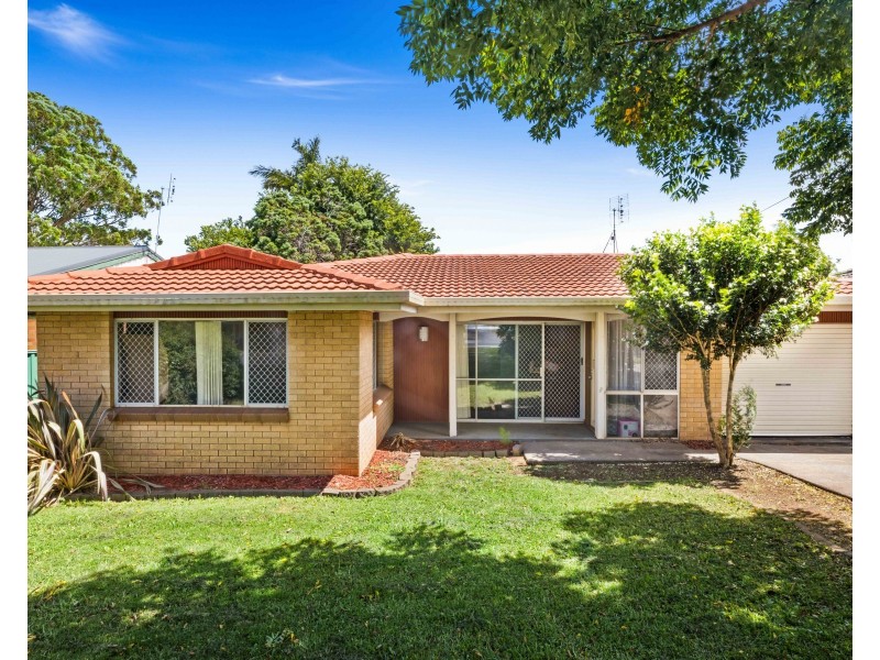 379 Hume Street, Kearneys Spring QLD 4350