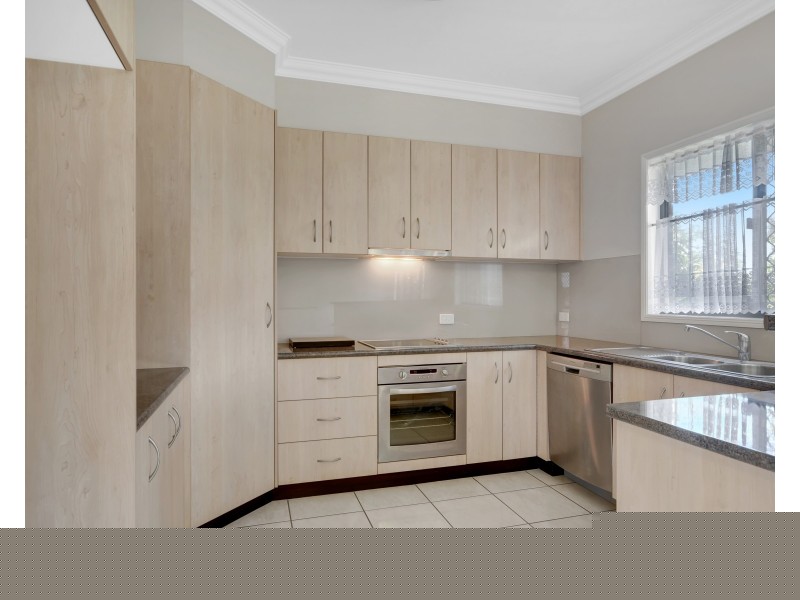 Unit 3/3 Luke Street, Kearneys Spring QLD 4350