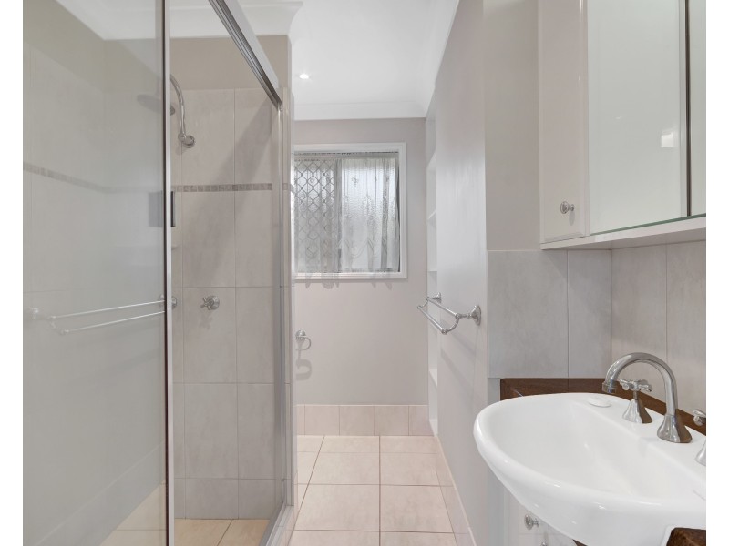 Unit 3/3 Luke Street, Kearneys Spring QLD 4350