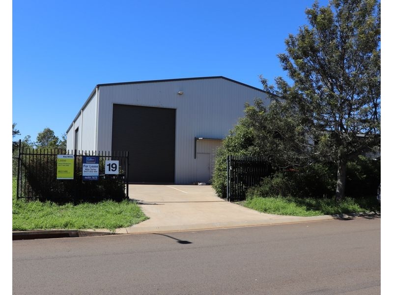 Unit 1/19 Croft Cres, Harristown QLD 4350
