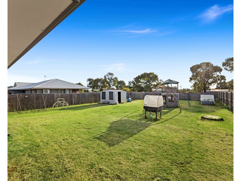 4 Weebah Place, Cambooya QLD 4358