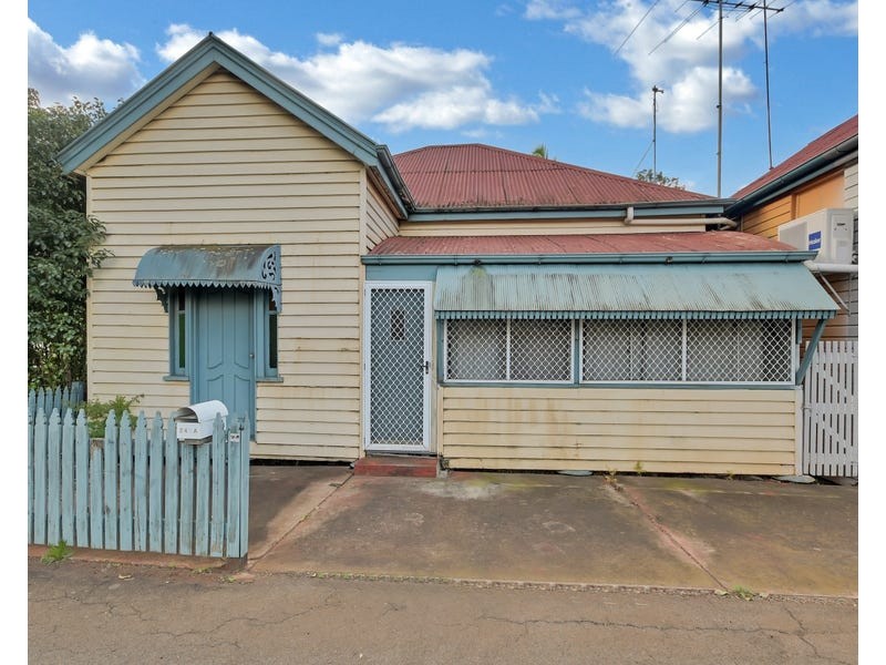 243A Bridge Street, Newtown QLD 4350