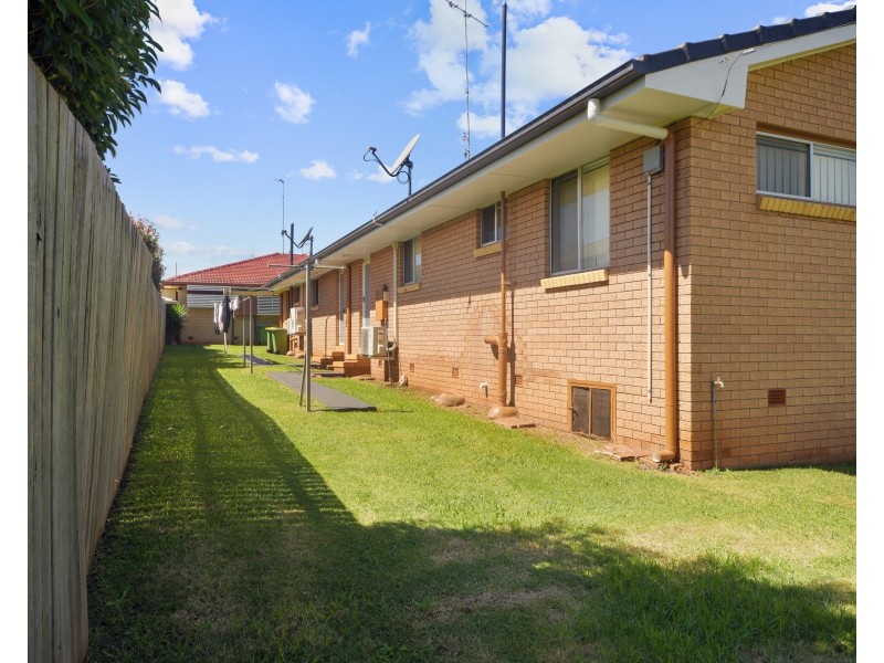Unit 1/23 Evonrise Street, Rangeville QLD 4350