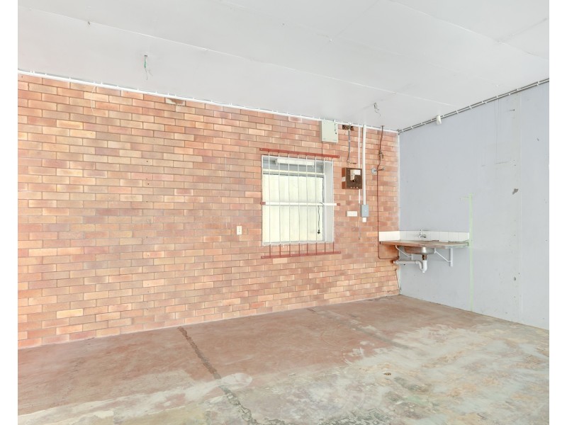 Shop 2/8 Hume Street, North Toowoomba QLD 4350