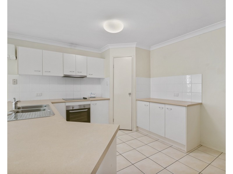 11 Cuttaburra Crescent, Glenvale QLD 4350