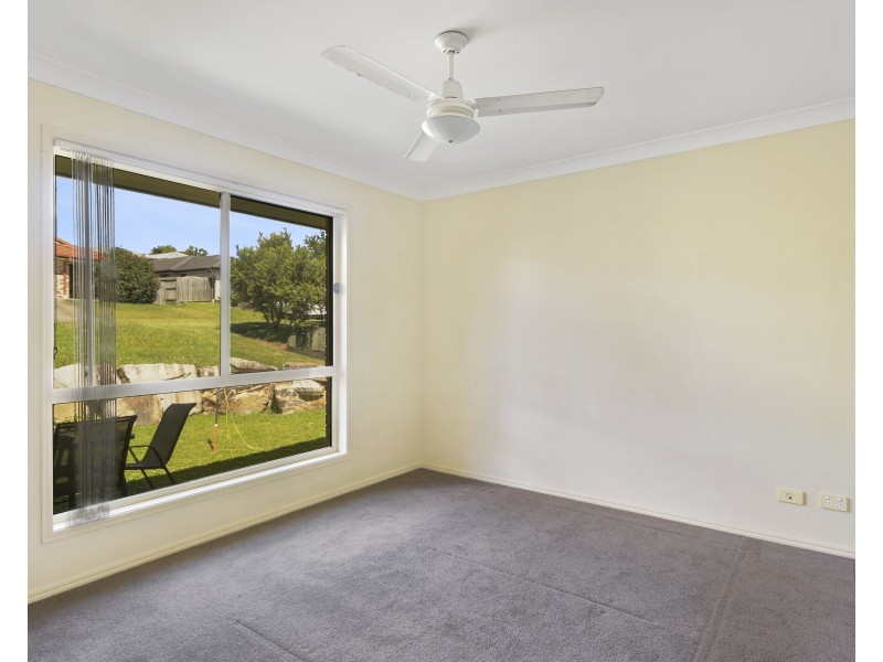 11 Cuttaburra Crescent, Glenvale QLD 4350