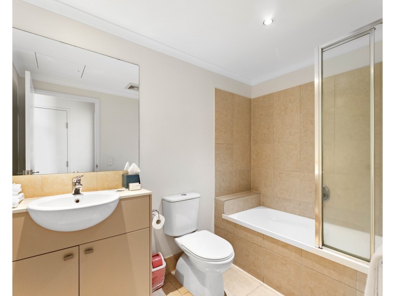 Unit 806 /532 Ruthven Street, Toowoomba City QLD 4350