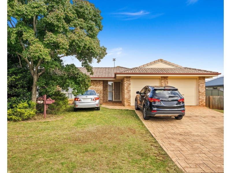 8 Pixie Drive, Kearneys Spring QLD 4350