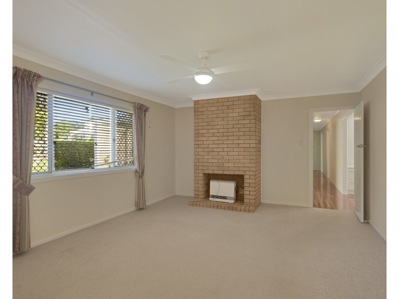 127 Curzon Street, Rangeville QLD 4350