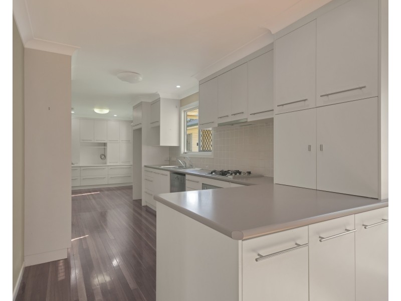 127 Curzon Street, Rangeville QLD 4350