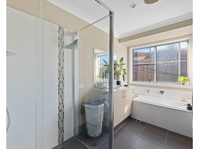 15 Alpine Court, Cranley QLD 4350