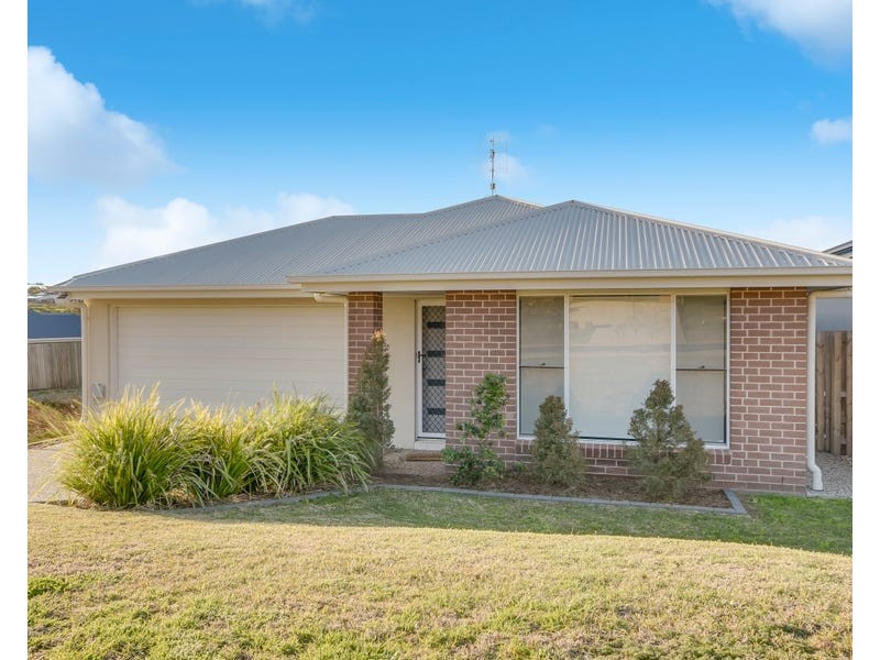 7 Downs Street, Glenvale QLD 4350